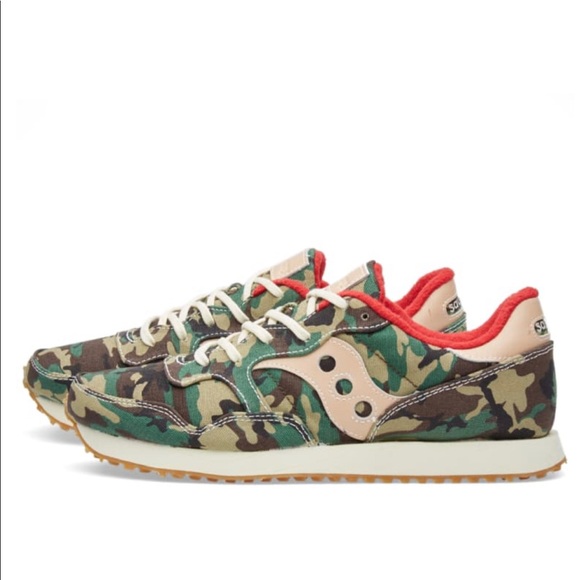 saucony lodge